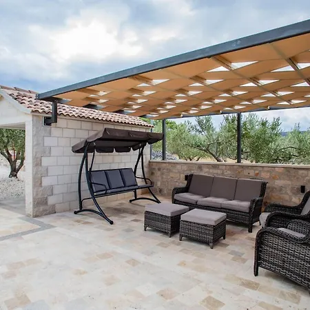 Opg Meri Vakantiehuis Pucisca